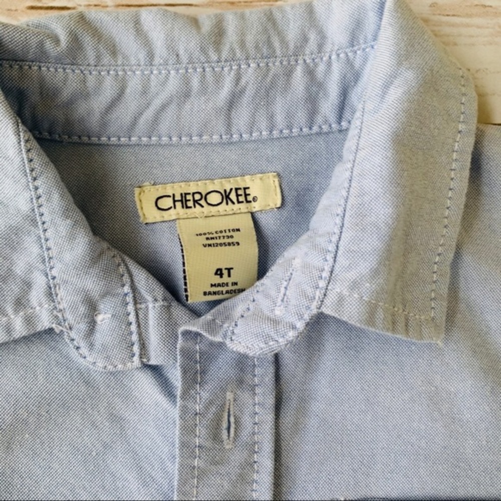 Cherokee blue button down - Picture 2 of 2